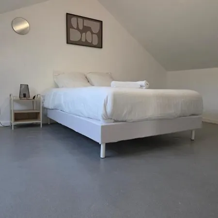 Lila Centre-ville T2 Rénové Cocon Cosy Parking 45m2 *
