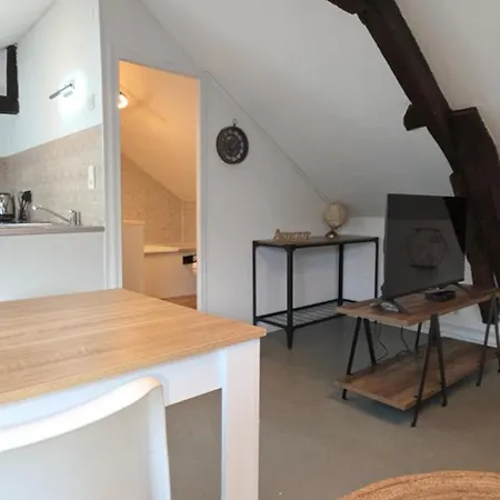 Appartamento Lila Centre-ville T2 Rénové Cocon Cosy Parking 45m2 Charleville-Mézières